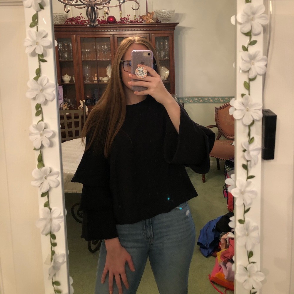 Juicy Couture black tiered sleeve sweatshirt